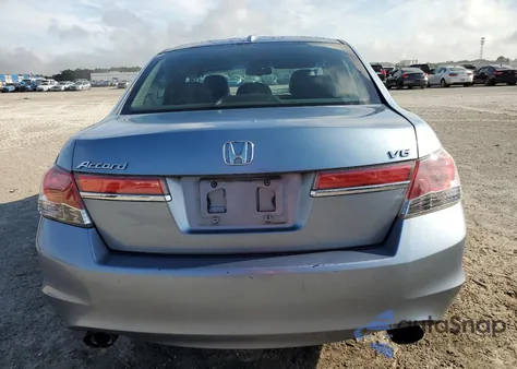 2011 Honda Accord Exl z USA, uszkodzony, nr VIN 1HGCP3F87BA014953